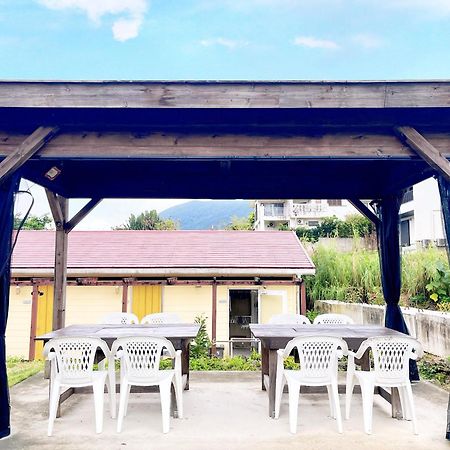 Hotel AsobiBASE Yamabare-House Ishigaki  Exterior foto