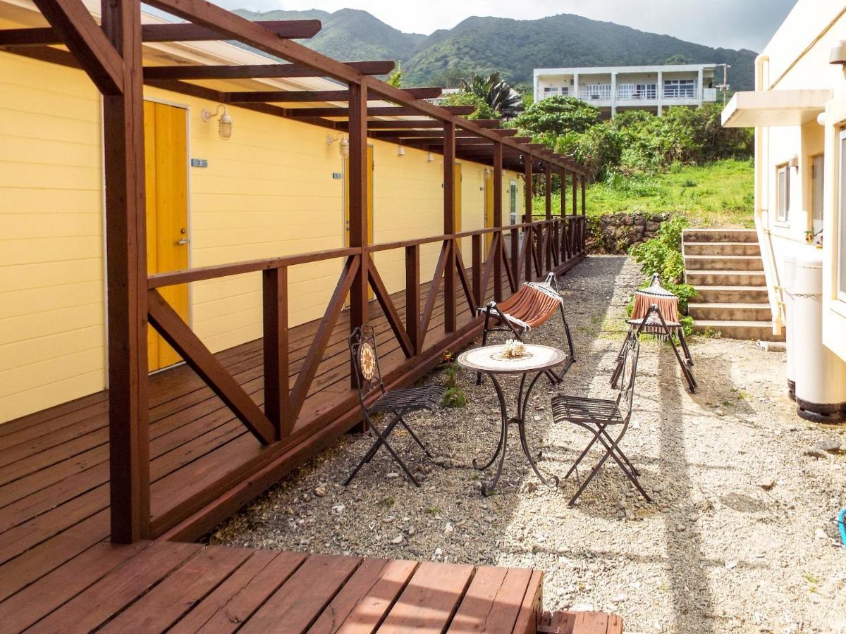 Hotel AsobiBASE Yamabare-House Ishigaki  Exterior foto