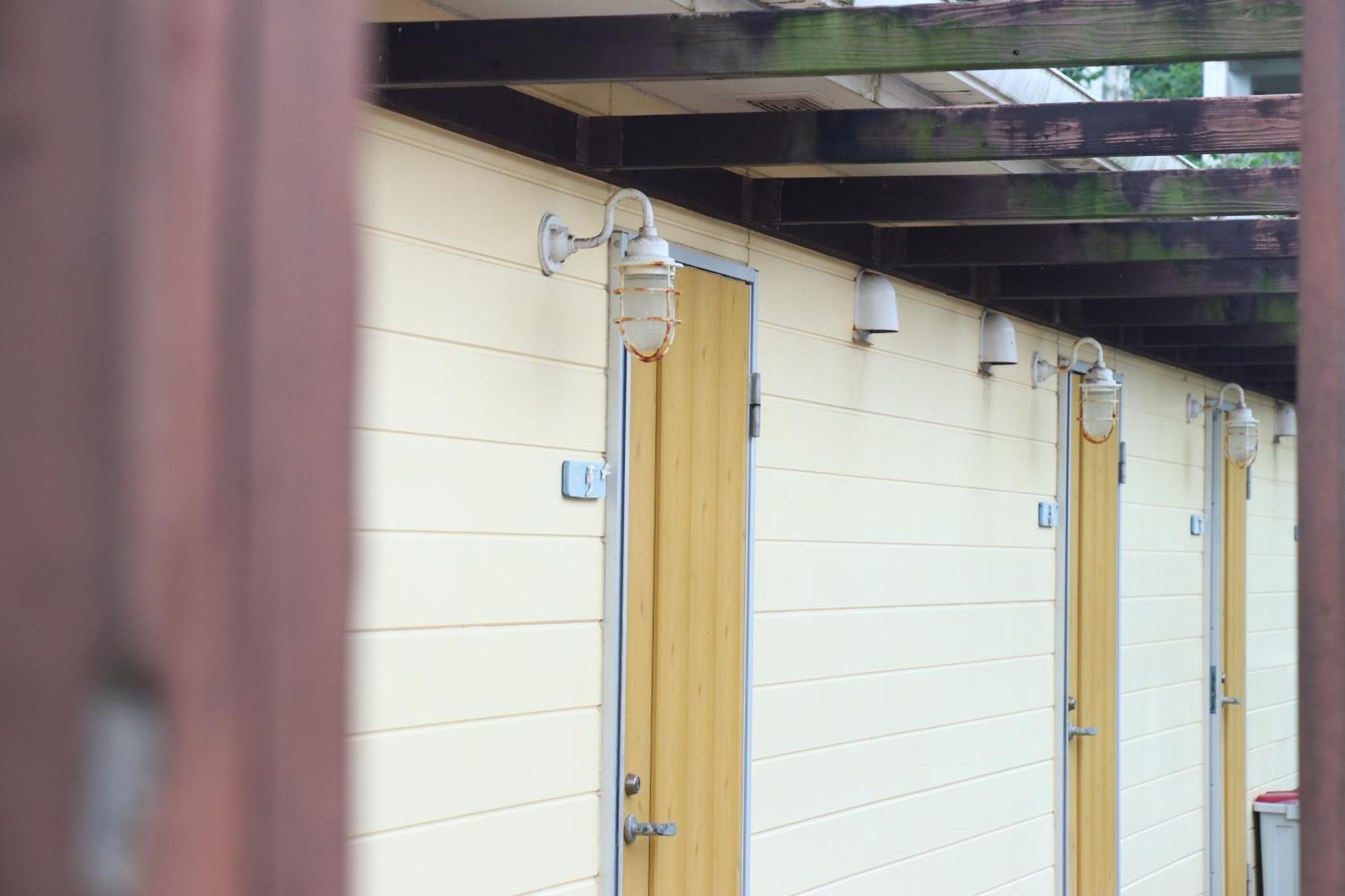 Hotel AsobiBASE Yamabare-House Ishigaki  Exterior foto